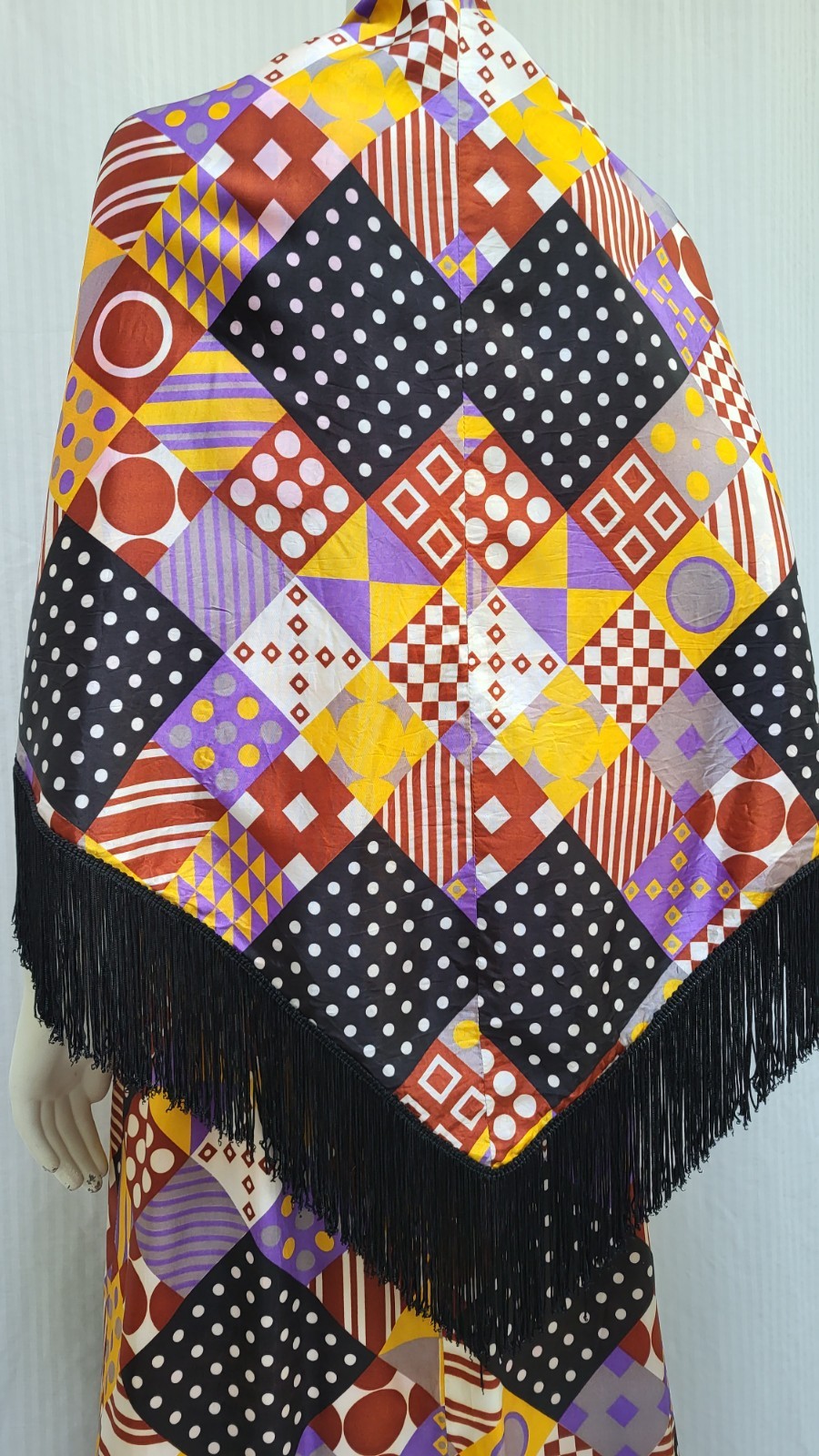Vintage 1960’s Mod Geo Dot Print Maxi Skirt + Fringed Shawl – Waist 27″ – EUC