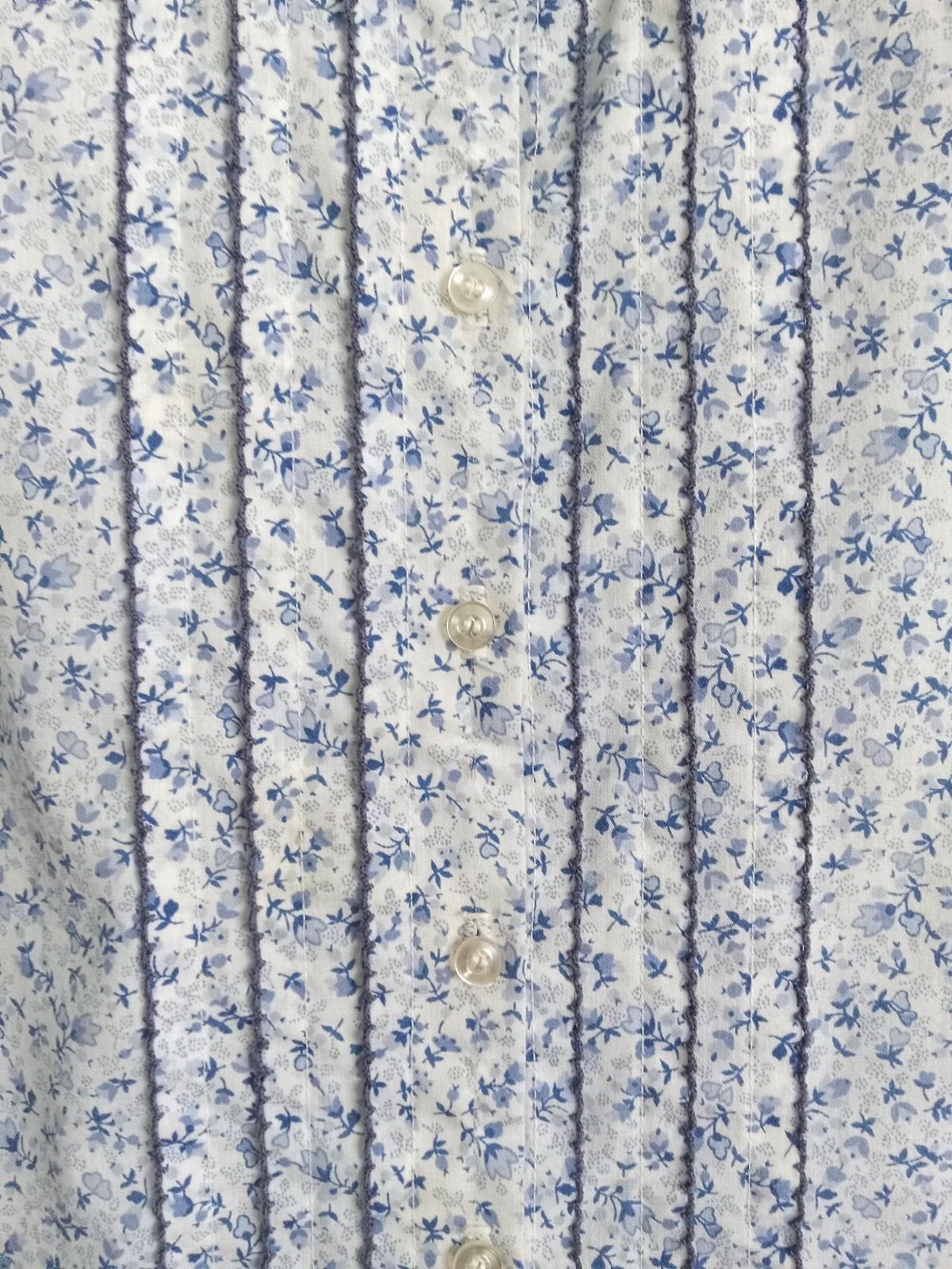 Vintage Rrrruss White Shirt Blue Floral Ditsy Pattern Vertical Pleating