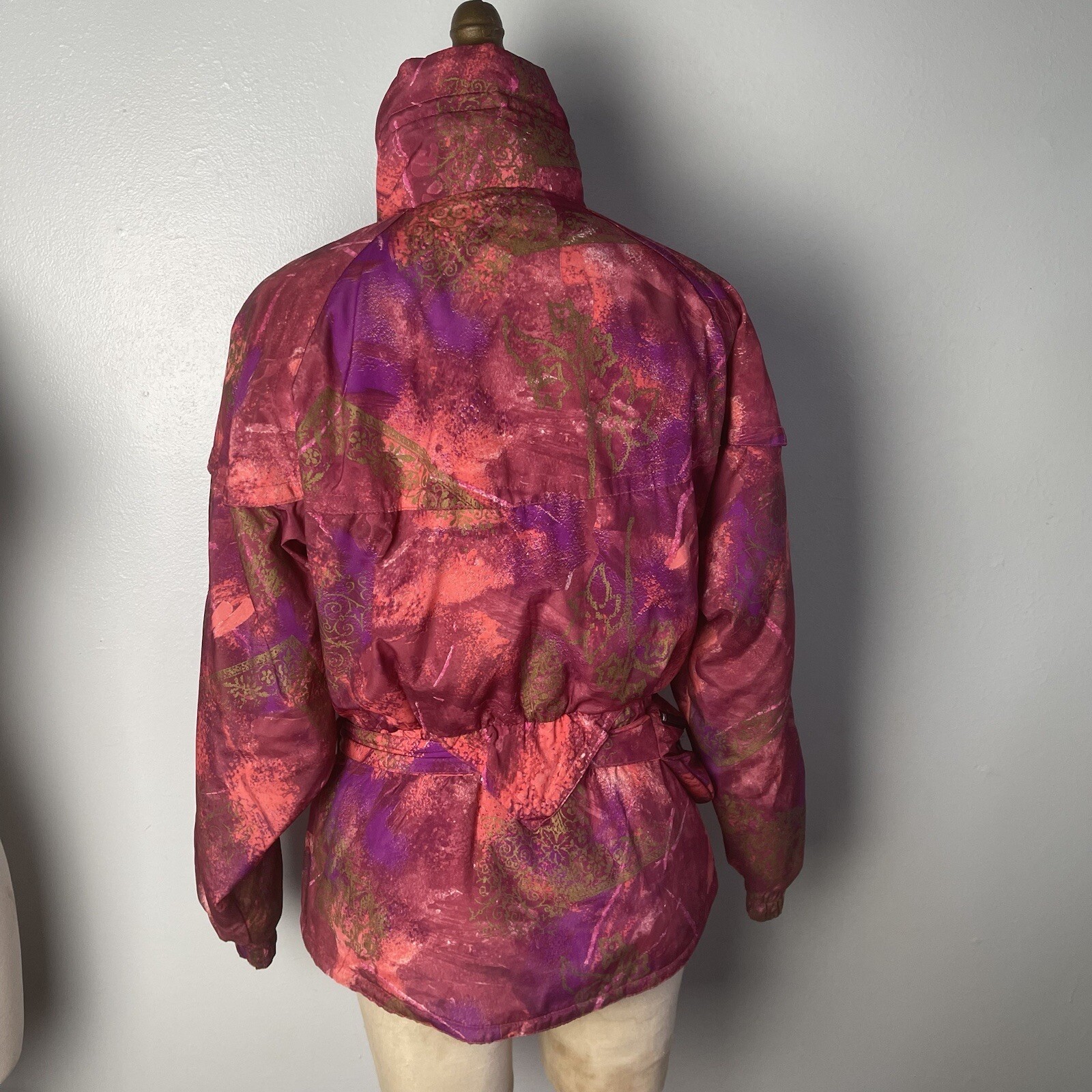90s 1990s Knockout Pink, Purple and Gold Ski Coat with MATCHING FANNYPACK