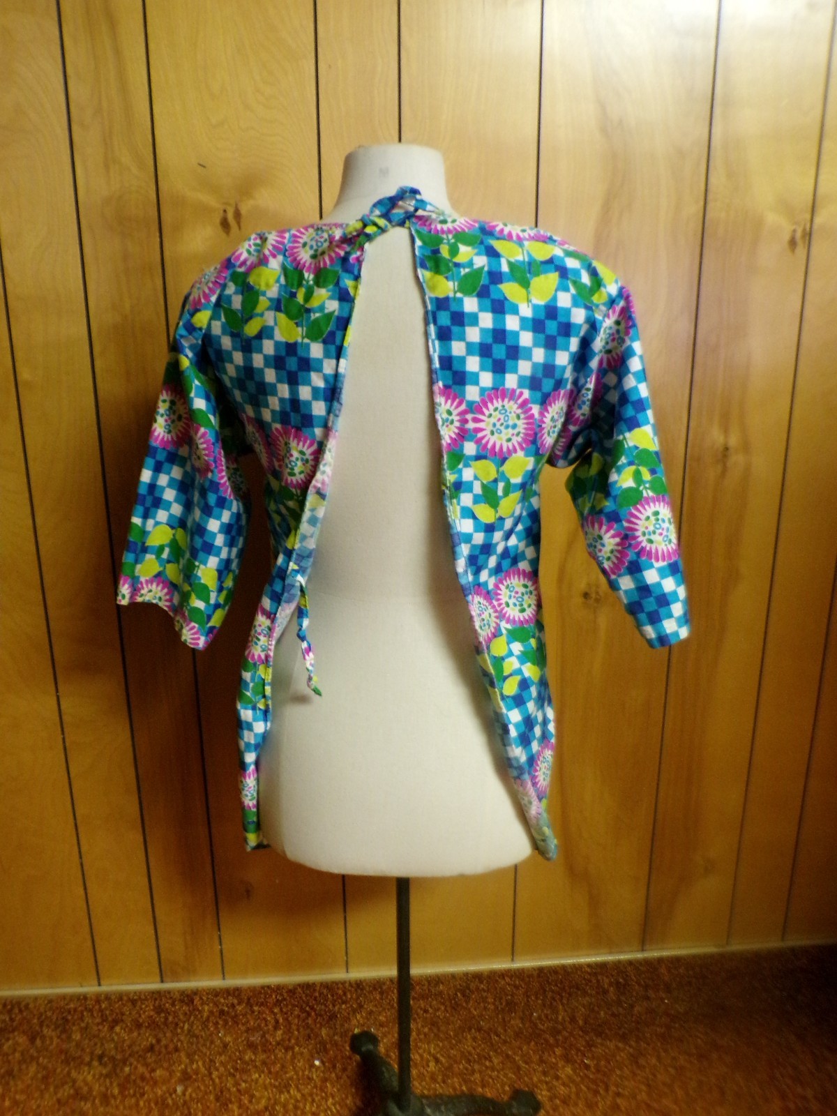 Vintage 1970’s Colorful Smock Open Back Blouse Shirt Top Waist 34″