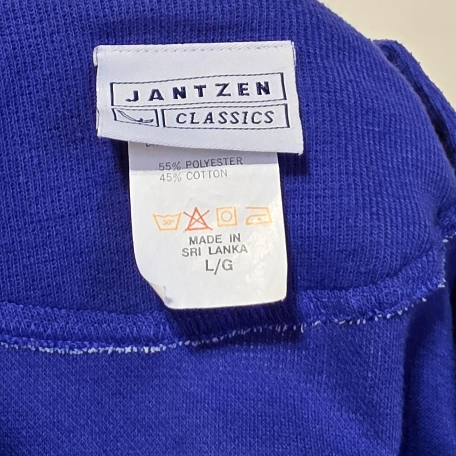 Jantzen Classics women’s size large embroidered seashell and starfish cardigan