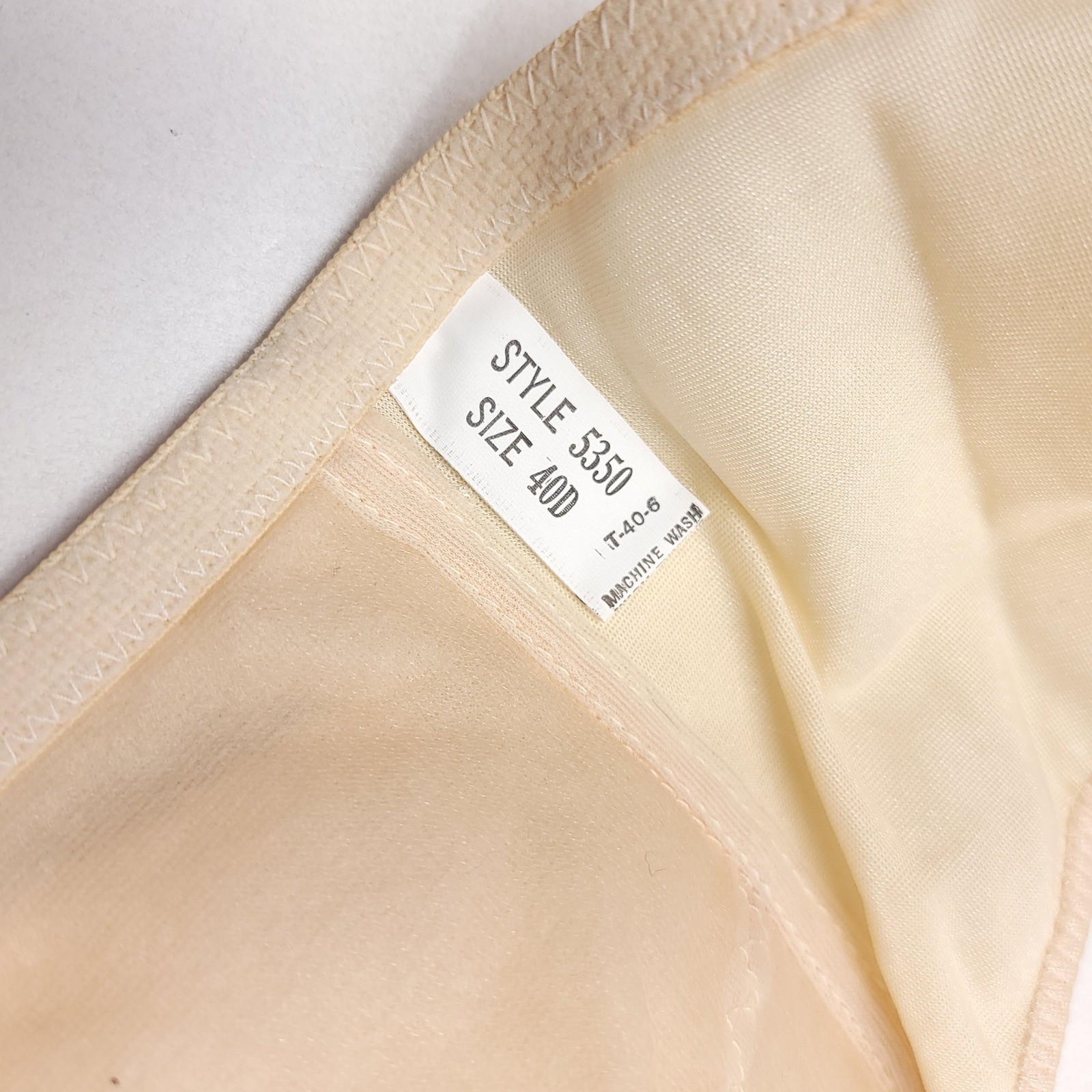 Delightform Vintage T-Back Front Clasp Bra Beige Lace Trim Size 40D NWT
