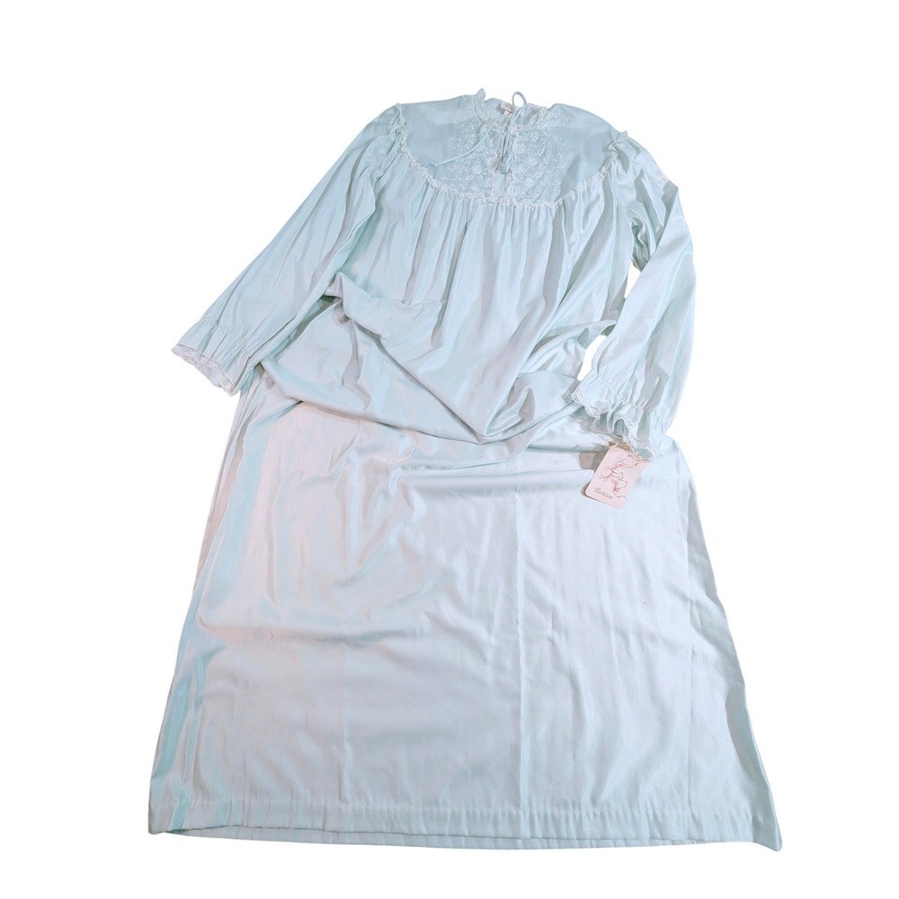 Barbizon Vintage Long Sleeve Nightgown – Pastel Blue Lace Trim – Tie Neck L READ