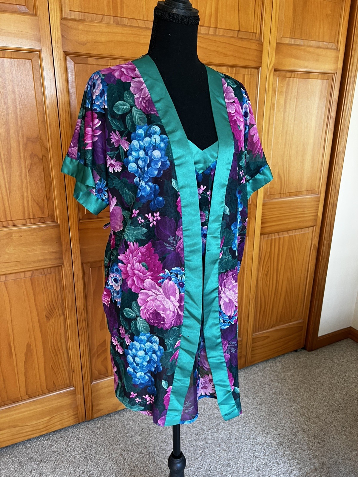 Vintage Feather Bed Intimates Floral Fruit Pattern Slip Lingerie slip with Robe