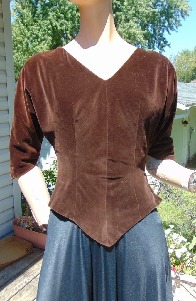 1950S A MADALYN MILLER ORIGINAL BROWN VELOUR FITTED BLOUSE BULLET BRA STYLE 26W