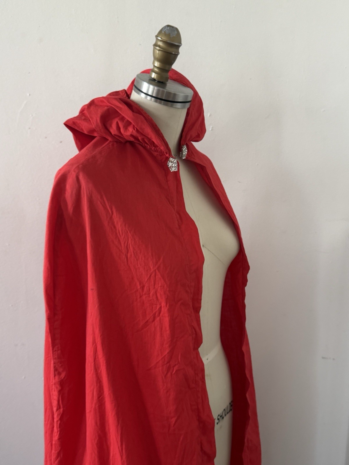 1930s Cherry Red Hooded Cape Pointed Hood Art Deco Rhinestone Clasp Fairy Tale