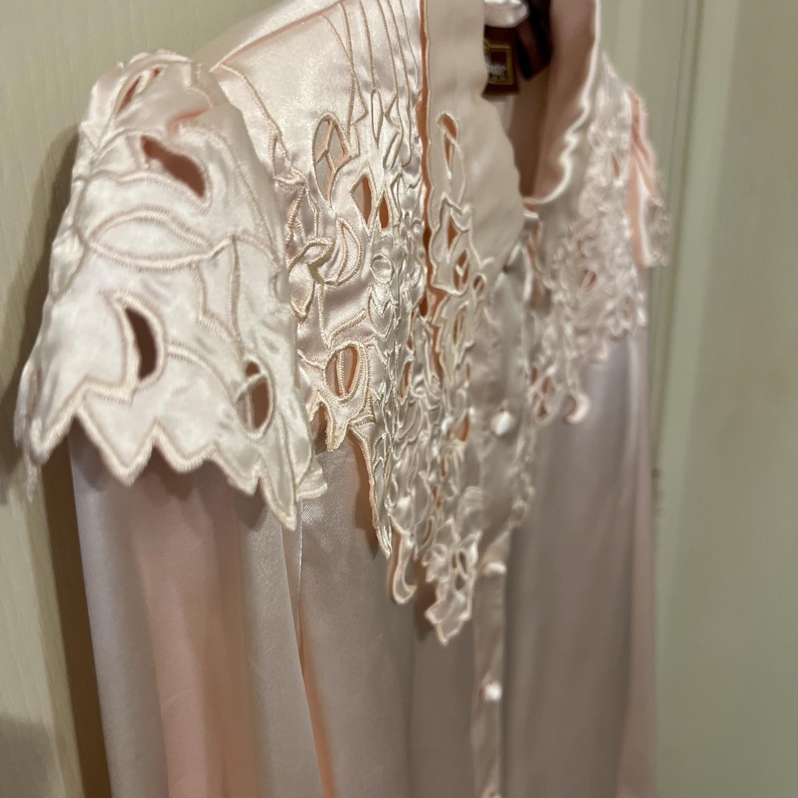 Vintage Light Pink Silky Liquid Satin Button Secretary Blouse Top 6M Worthington