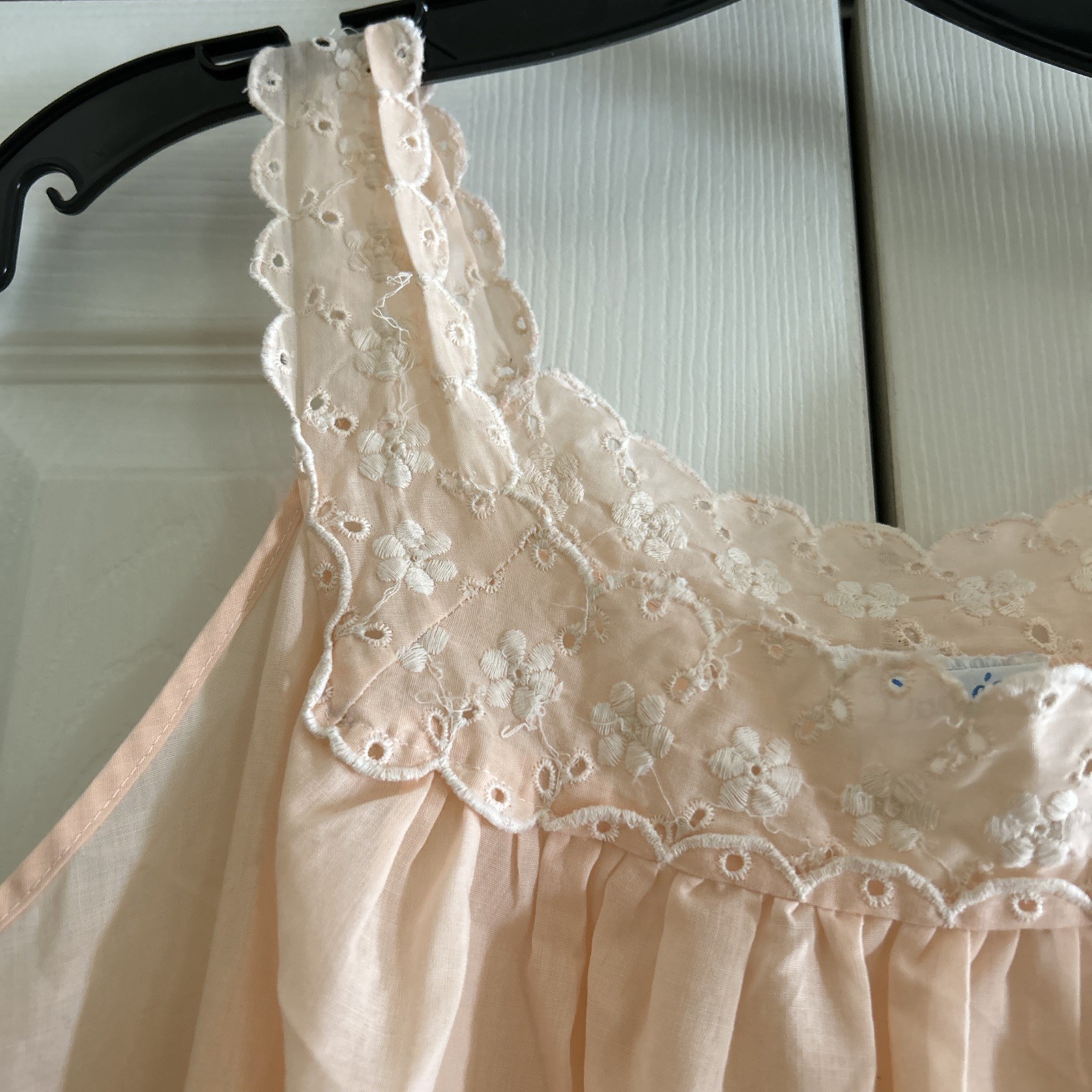 Damea Vintage Sleeveless Nightie Peach Color With Lace Size L