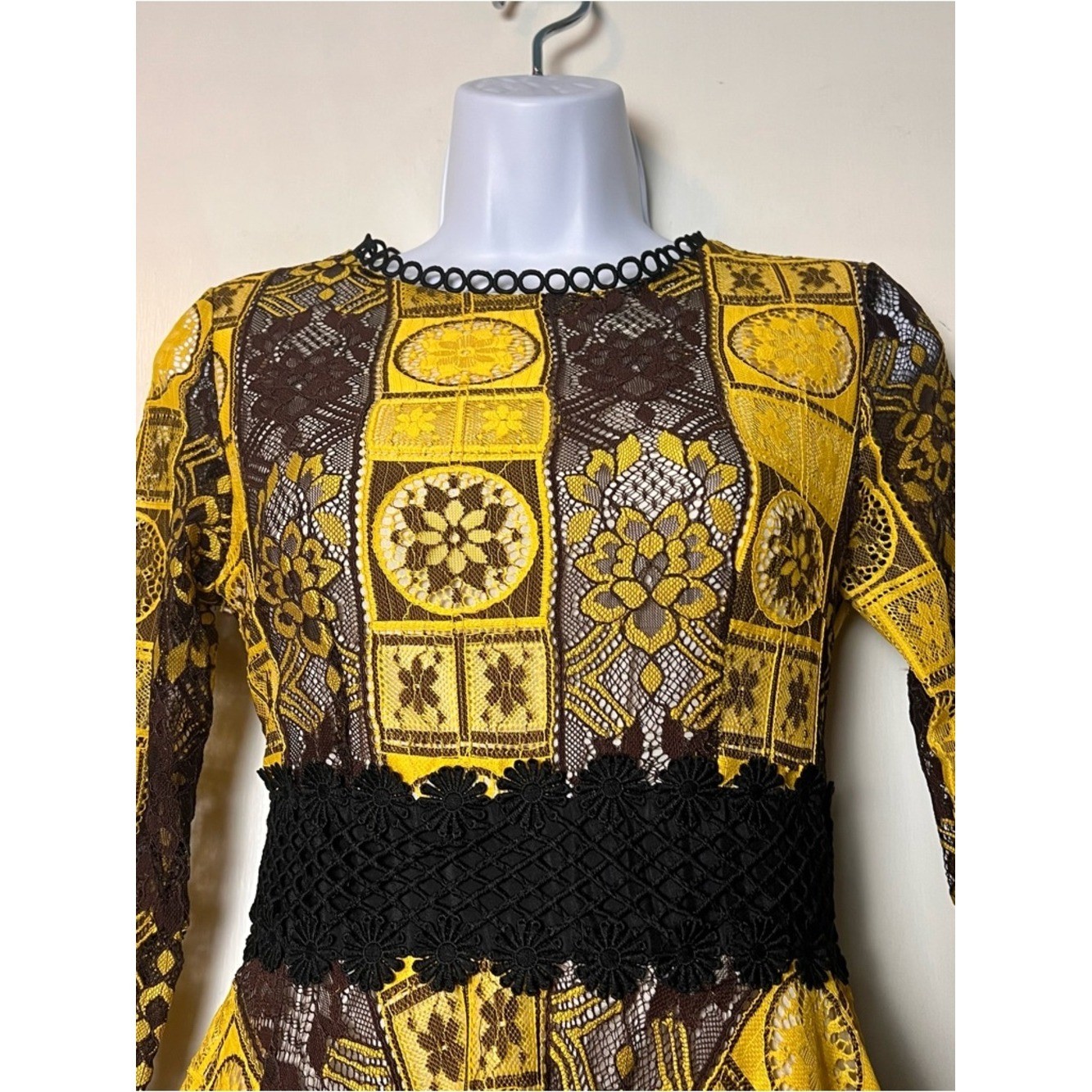 VTG 60s 70s Yellow Brown Lace Overlay Handkerchief Hem Midi Dress Sz S/M