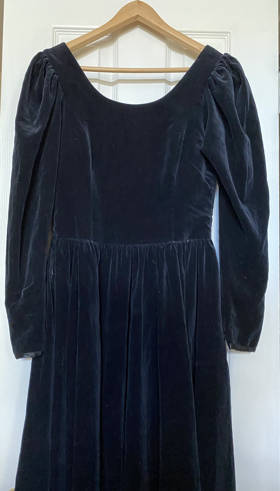 Vintage Laura Ashley Black Velvet Dress Size USA 8 / UK 10 / EUR 36