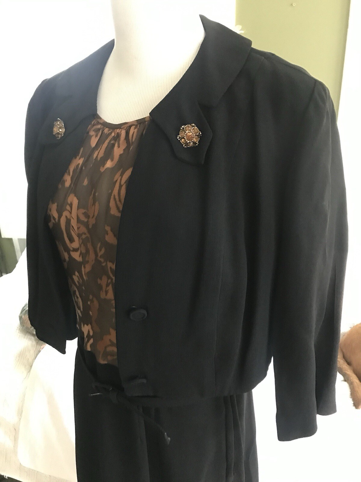 Gorgeous 1940s Two Piece Dress Jacket Set Brown Raised Velvet B46 W34 Vtg