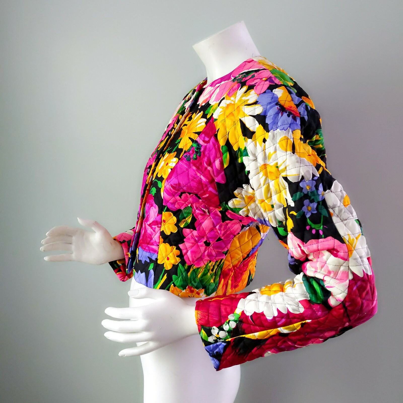 Vintage 1980s Carolyne Roehm Couture Saks Floral Quilted Cropped Blazer XS S B34
