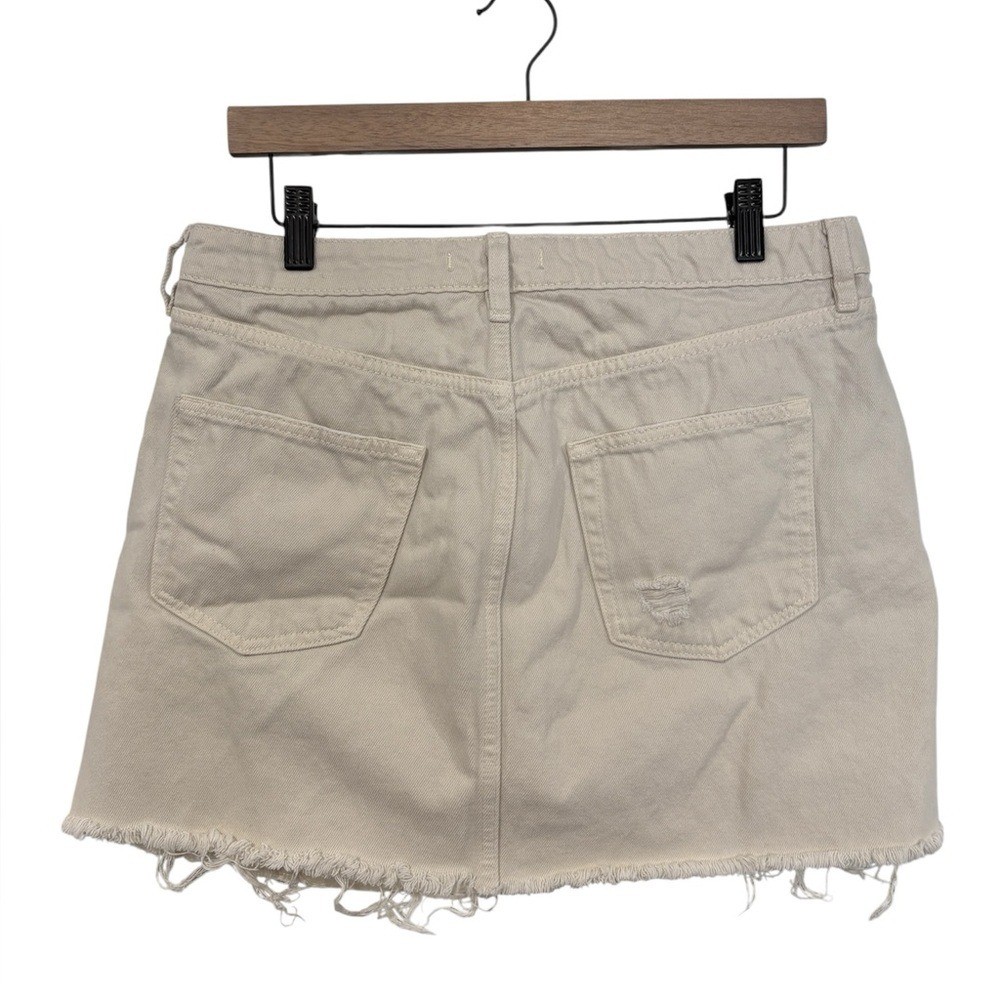 We The Free Free People Ivory Mini Raw Hem Distressed Denim Skirt- Size 31