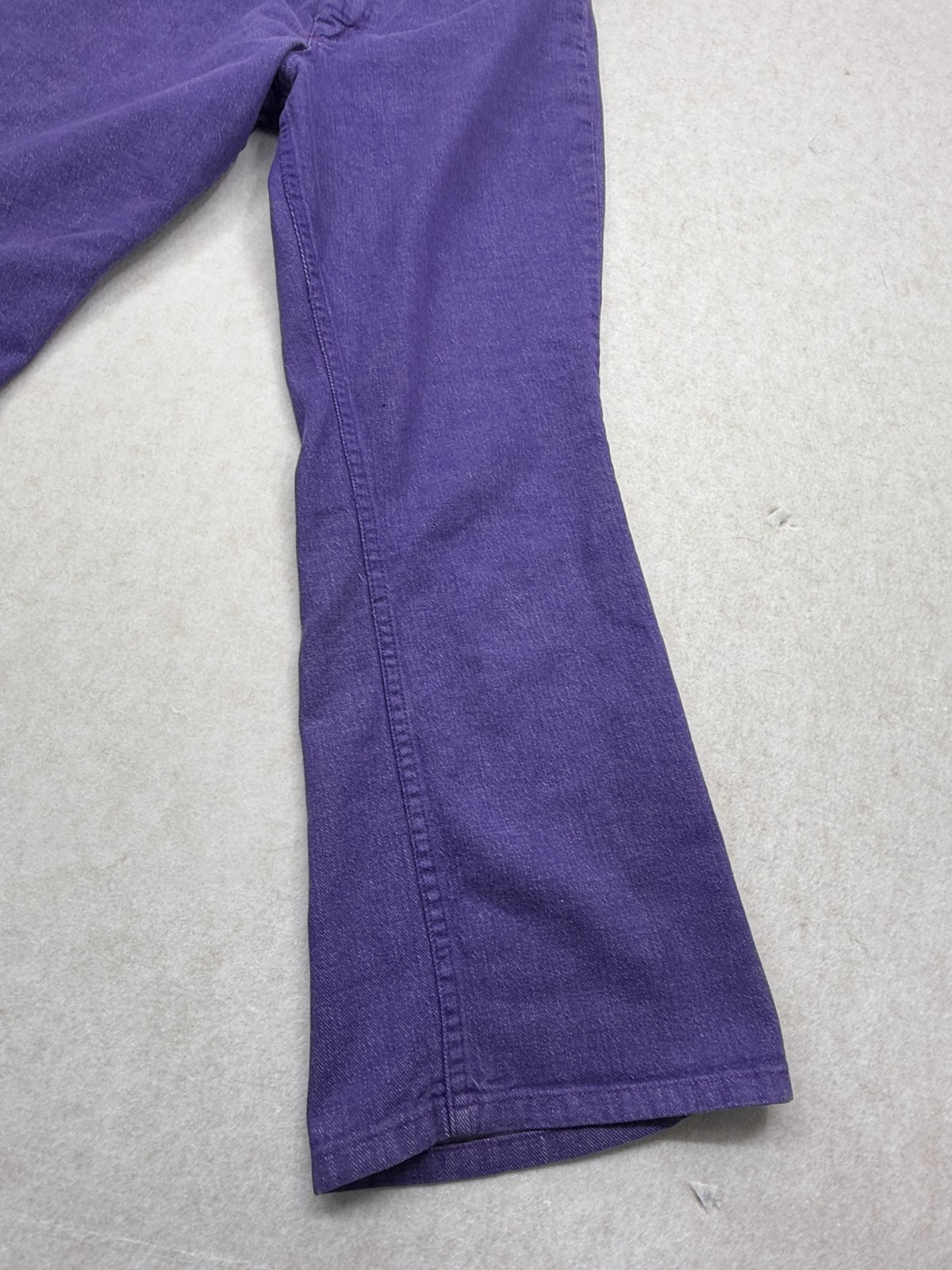 Vintage 1970s Maverick Blue Bell Purple Denim Jeans High Rise Bell Bottom USA 18