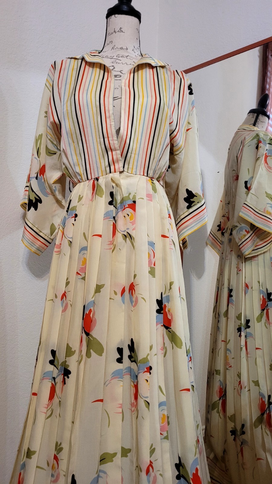 Frank Usher vintage House dress Garden Party? size 38 Small 26W