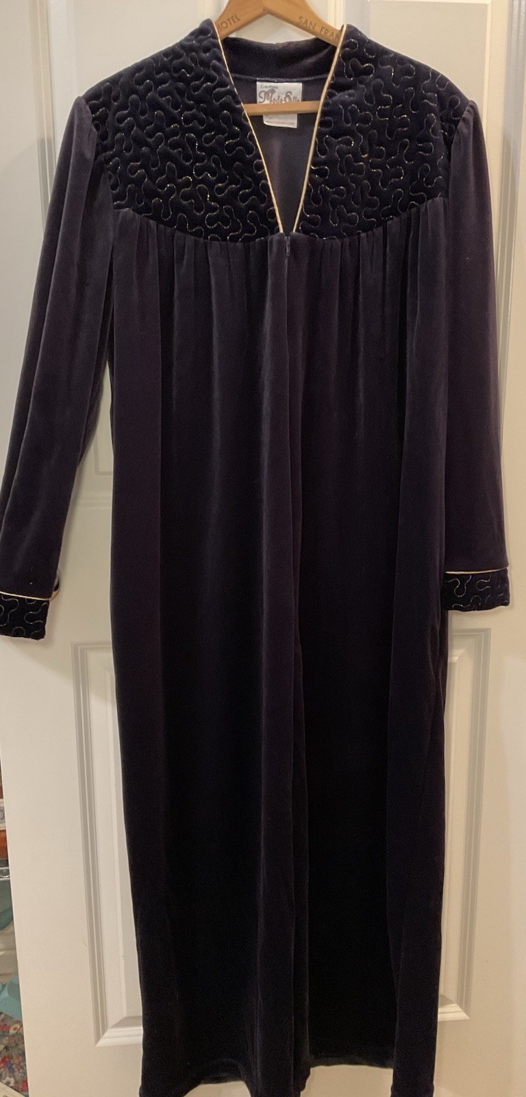 Vintage Mode Elle Velour Robe Housecoat Whimsy Goth Medium Blue With Gold Stitch