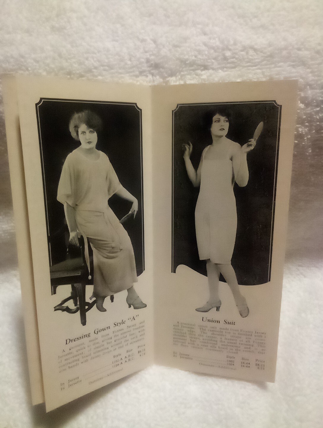 Fox Textile Corp Vtg 1920s Advertising Sales Brochure Foxtex Garments Flappers