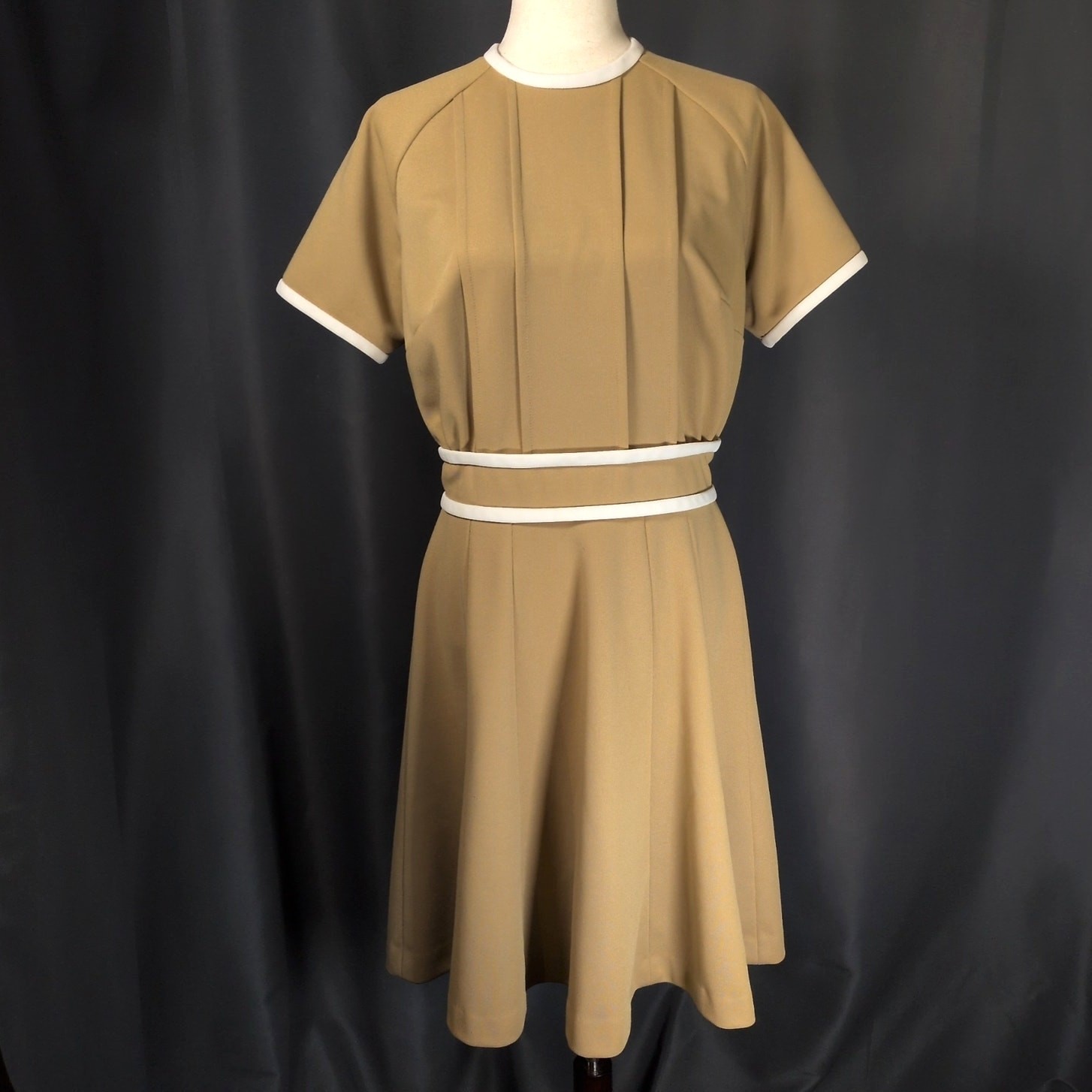Vintage 1960s Lester Paul Beige Khaki White Contrast Pleated A-Line Dress
