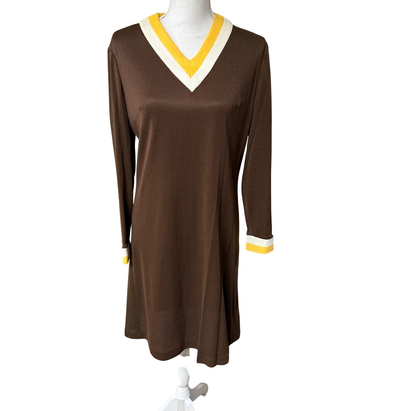 Vintage Brown Knit Mod Dress Contrast Trim Long Sleeve Retro Shift Dress