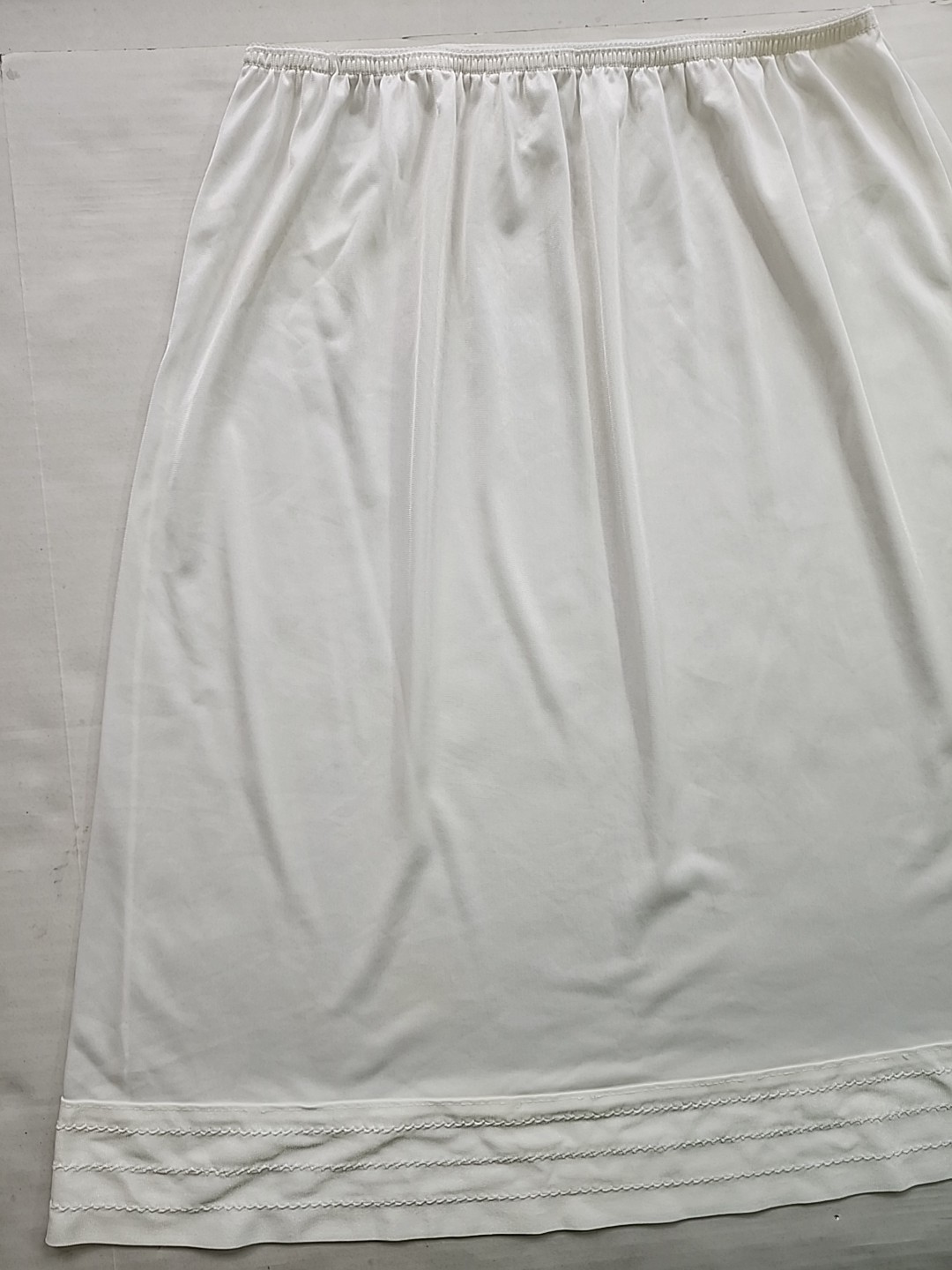 Mel-Lin Womens XL Nylon White HALF SLIP Skirt Lingerie 25″ Long Embroidered Vtg