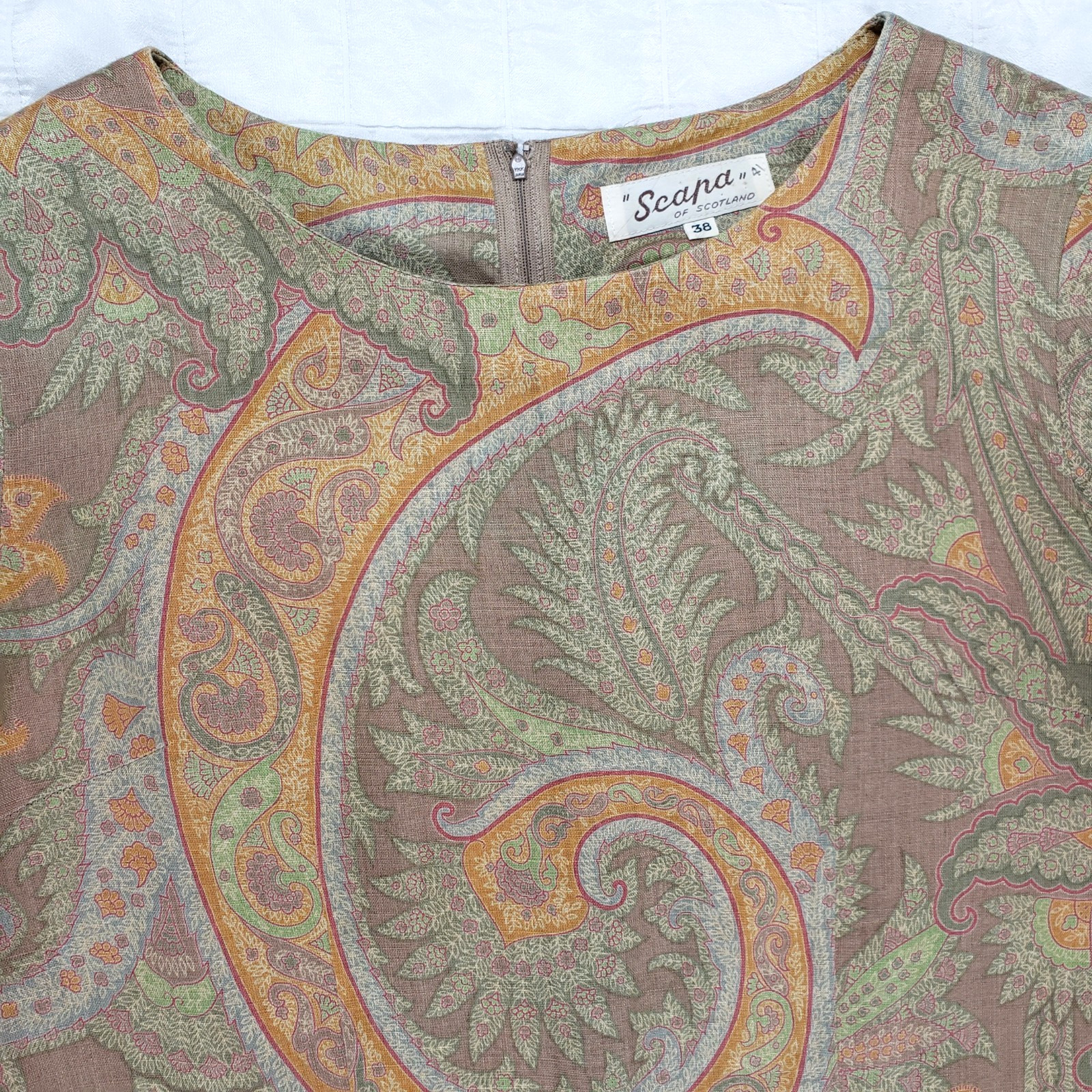 VTG Scapa of Scotland Brown Paisley Sheath dress 70s Secretary Sz SMALL (Tag 38)