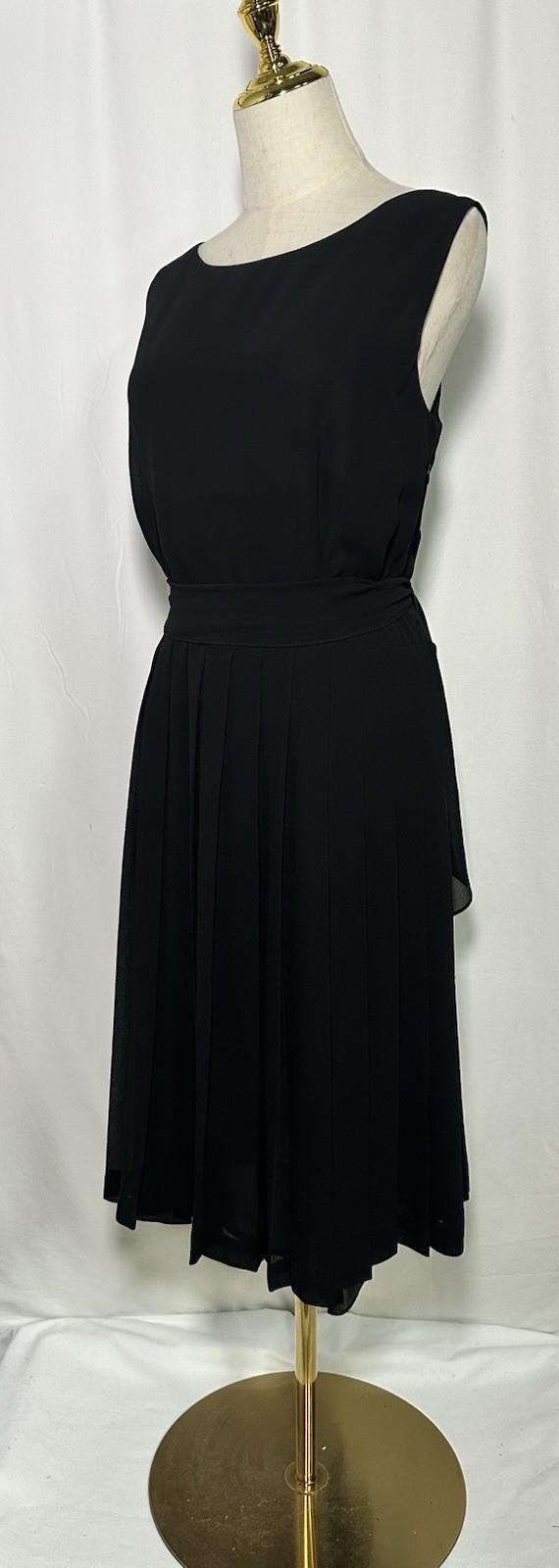 Sara Campbell Dress 16 Pleated Sleeveless Belted Black Cocktail Vintage