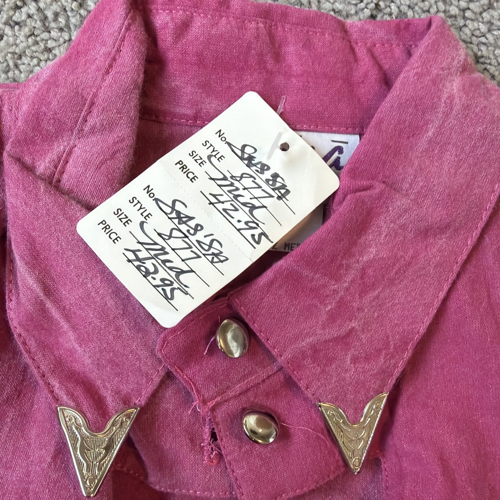NWT Deadstock 1980s Vintage Sas’sà Pink Western Embellished Button Up Shirt M