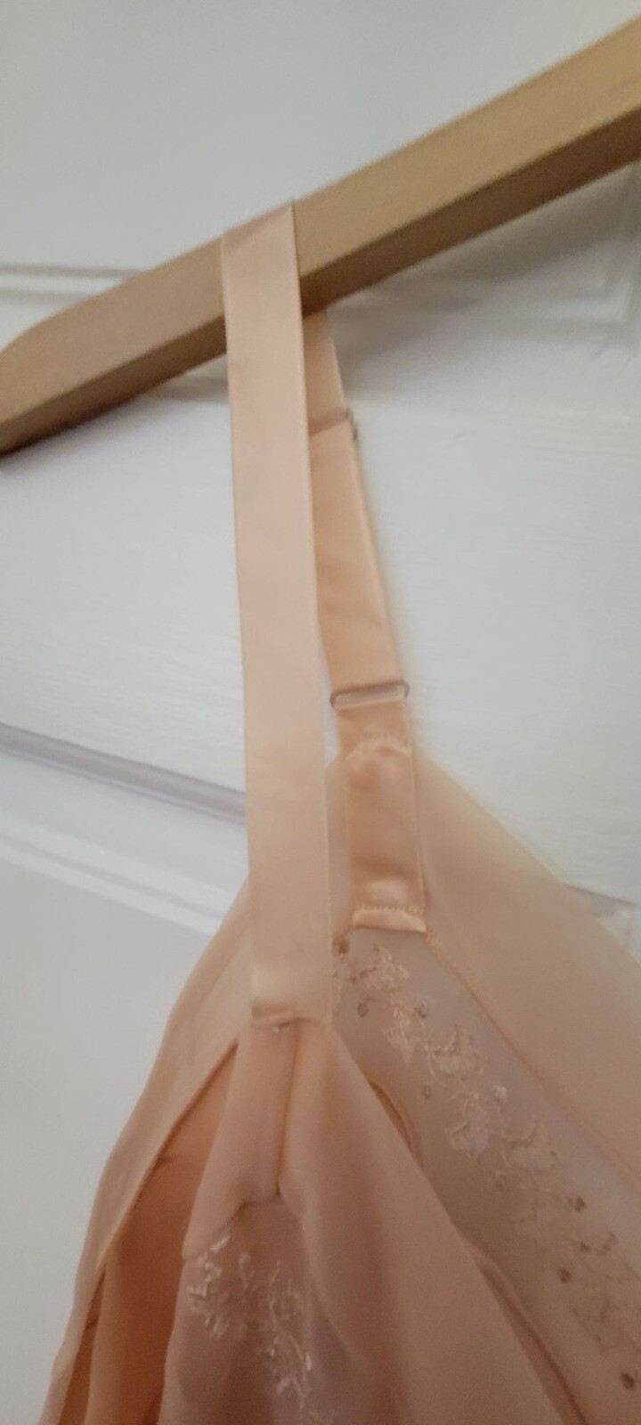 Peach Luxite by Kayser Embroidered Slip Vintage size 34