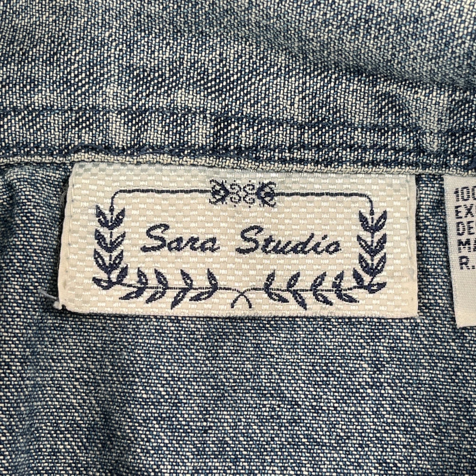 Vintage Sara Studio Trucker Jacket Womens XL Blue Gray Denim Embroidered Floral