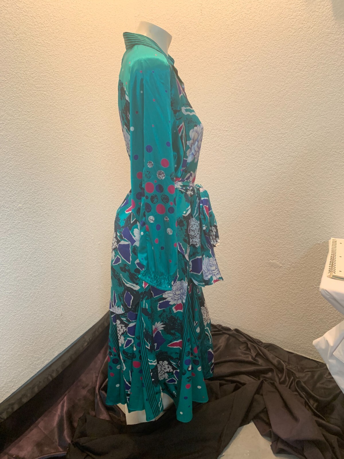 Vintage Diane Freis polyester skirt and tunic set w/sash aged elastic on skirt