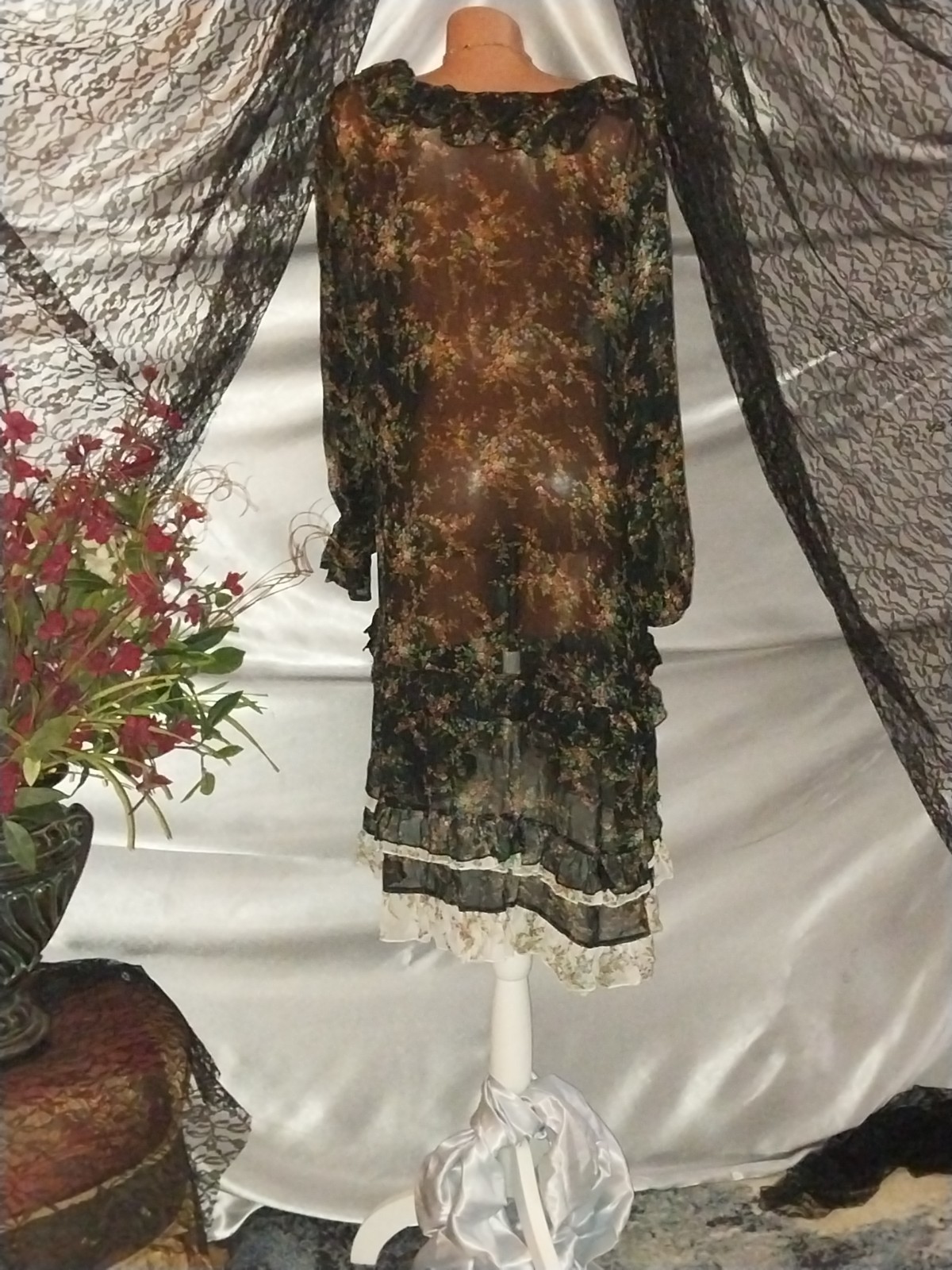 Vtg Silky Nylon Viscose CHIFFON Jade Floral Opaque Ruffles Poets Nightgown 48″