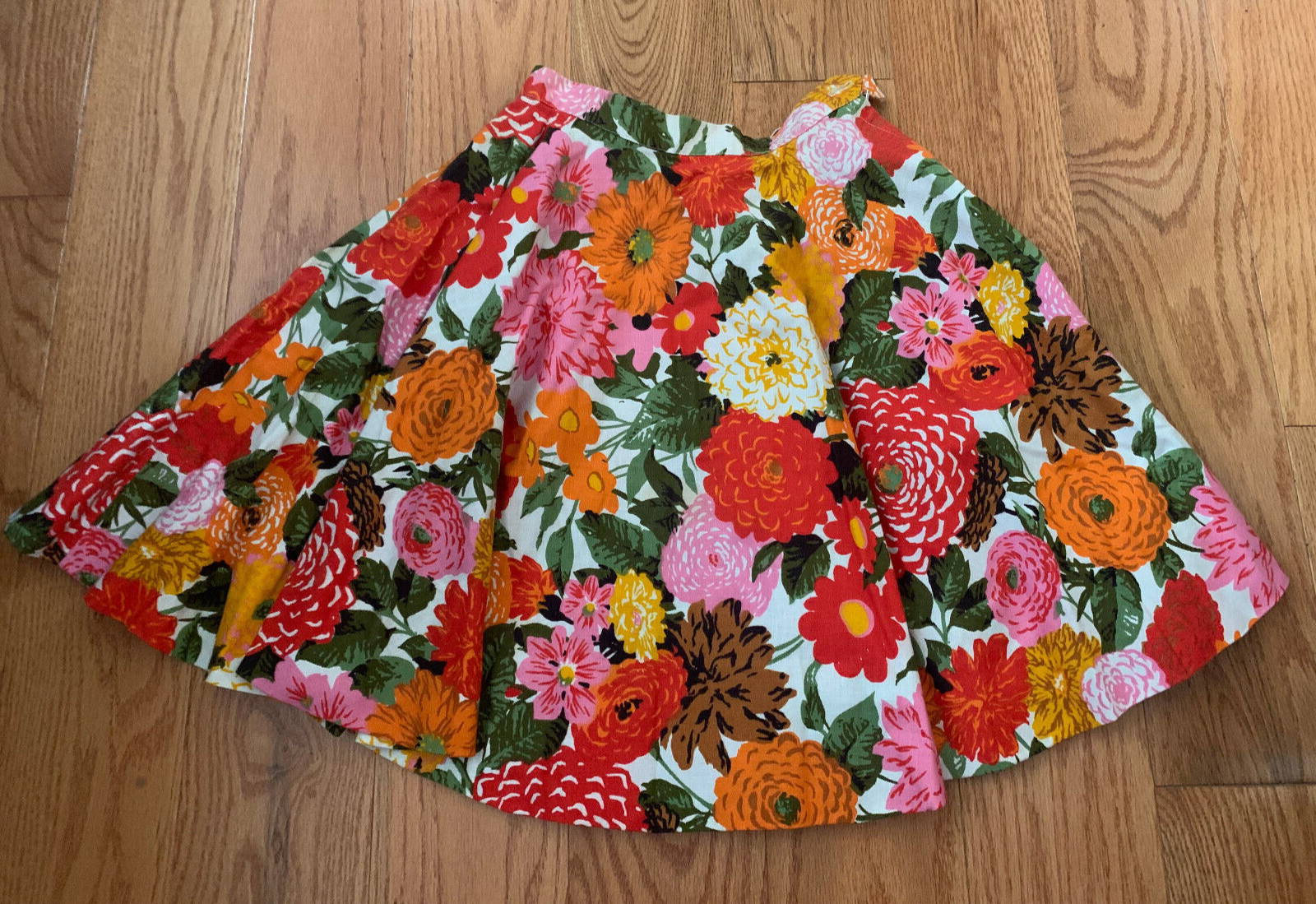 Vintage 1960’s Red Pink Floral Full Circle Skirt – 22″ X 19 1/2″ Saks Fifth Ave