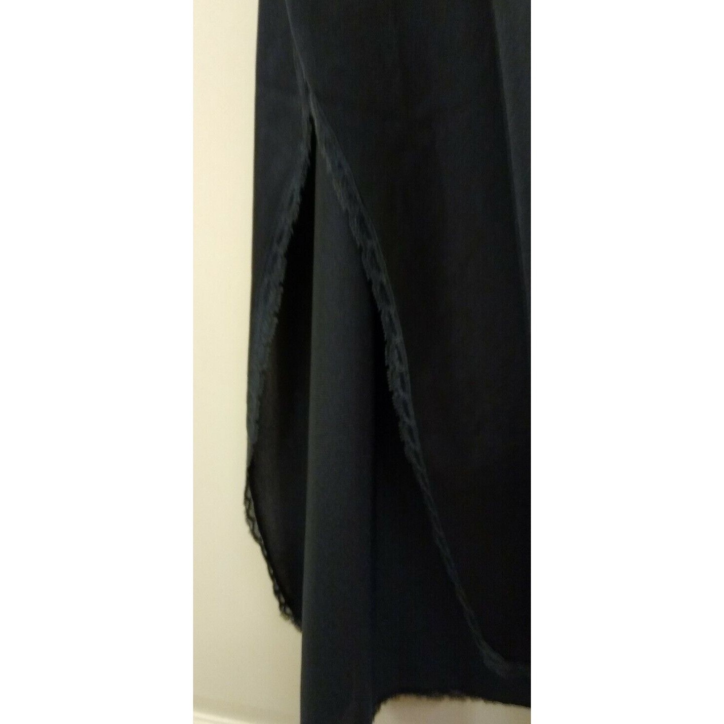 Half Slip 4002 Nylon Lace Hem Split Side 28″ Waist 23″ Length VintUnbrand Black