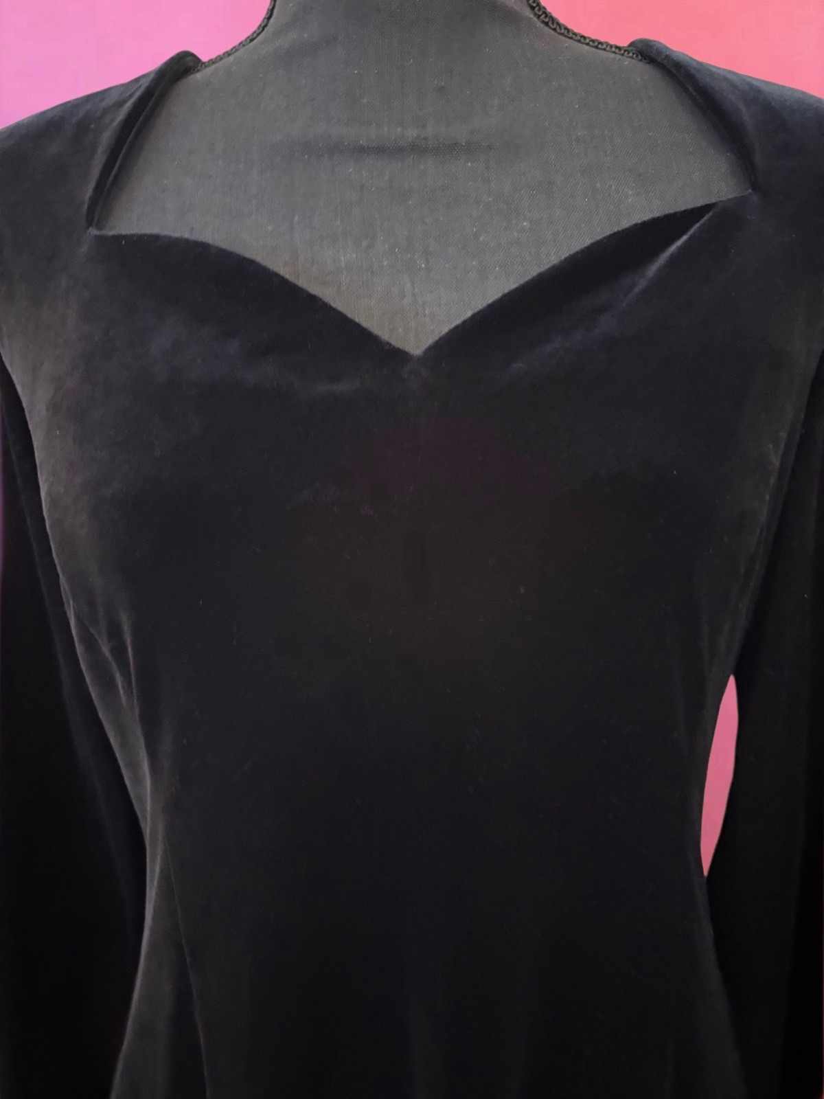 Vintage 80s Jessica Howard Goth Black Velvet Dress Sweetheart Neckline 12P