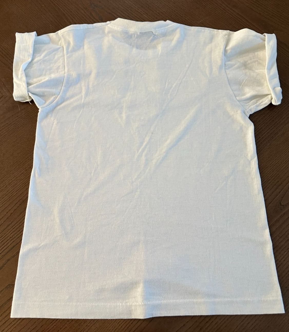 LEARSI Vintage Women’s Size Medium Single-Stitch White Tee w/ Embroidered Fish