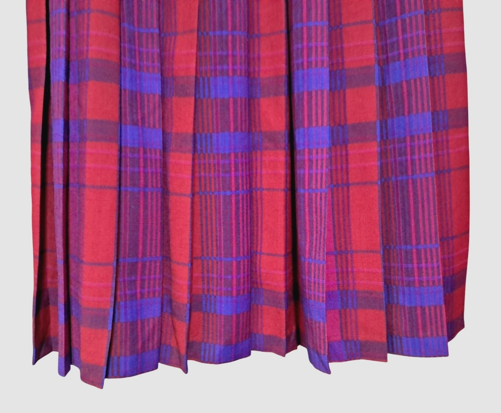 Pendleton Pleated Skirt Womens 6 / 8 Vintage Red Purple Plaid Wool Midi Made USA