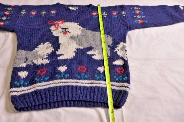 VTG Women’s 100% Wool 1980’s Woolrich Old English Sheepdog Crew Sweater Small