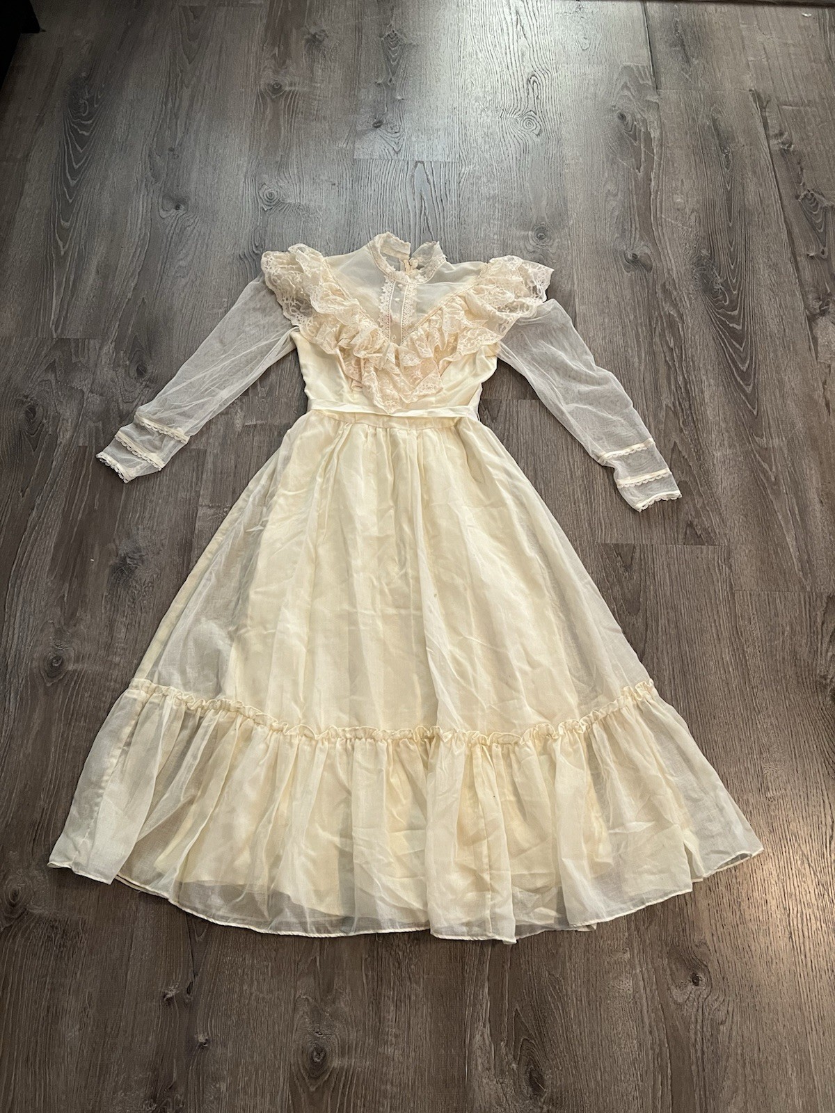Candi Jones California Vtg CreamLace Dress Victorian Dress Sz 7 (XS)