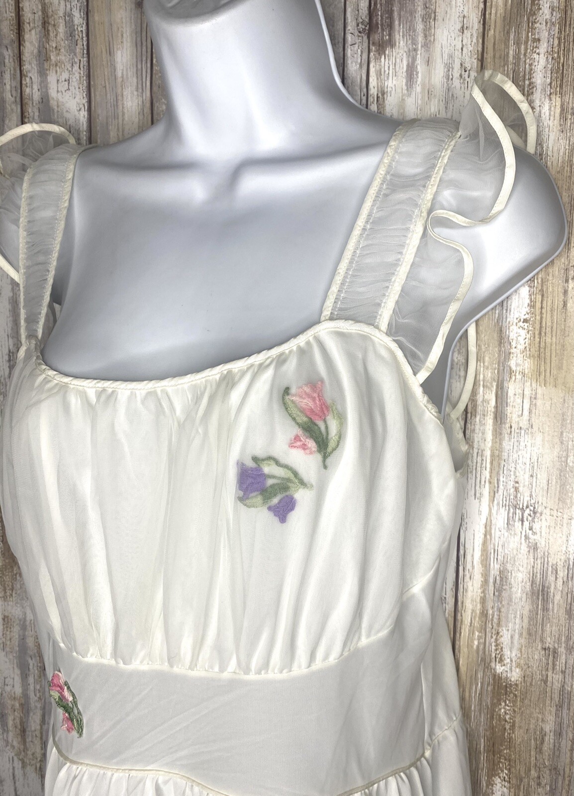 Vintage Carillon Women’s Nightgown Ivory Chiffon Floral Lace No Size