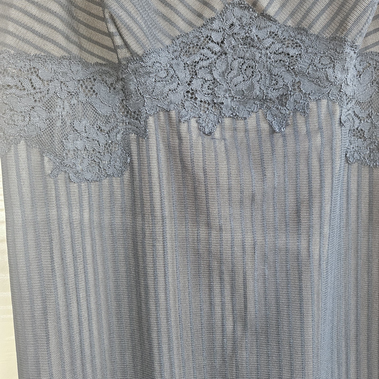 SOMA Pinstripe SLIP DRESS CHEMISE GOWN Stretch Sz S Short Lace Steampunk Nightie