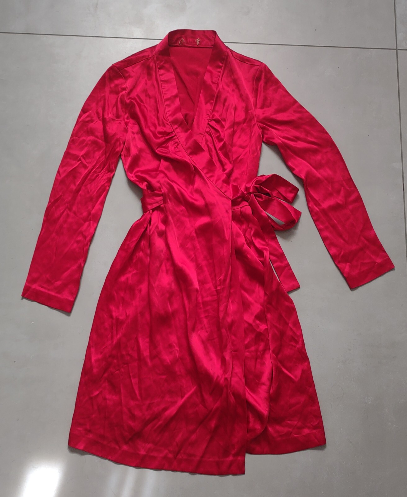 Vintage 1940’s Deep Fire Red Heavy Satin Dressin Gown House Kimono Robe