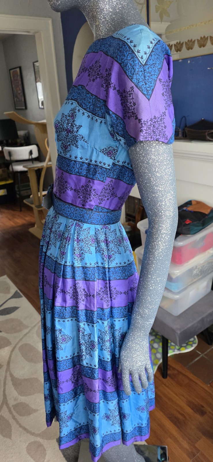 VTG L’Aiglon Pure Silk Dress Sz 12 Blue Purple Geometric Print Belted Pleated
