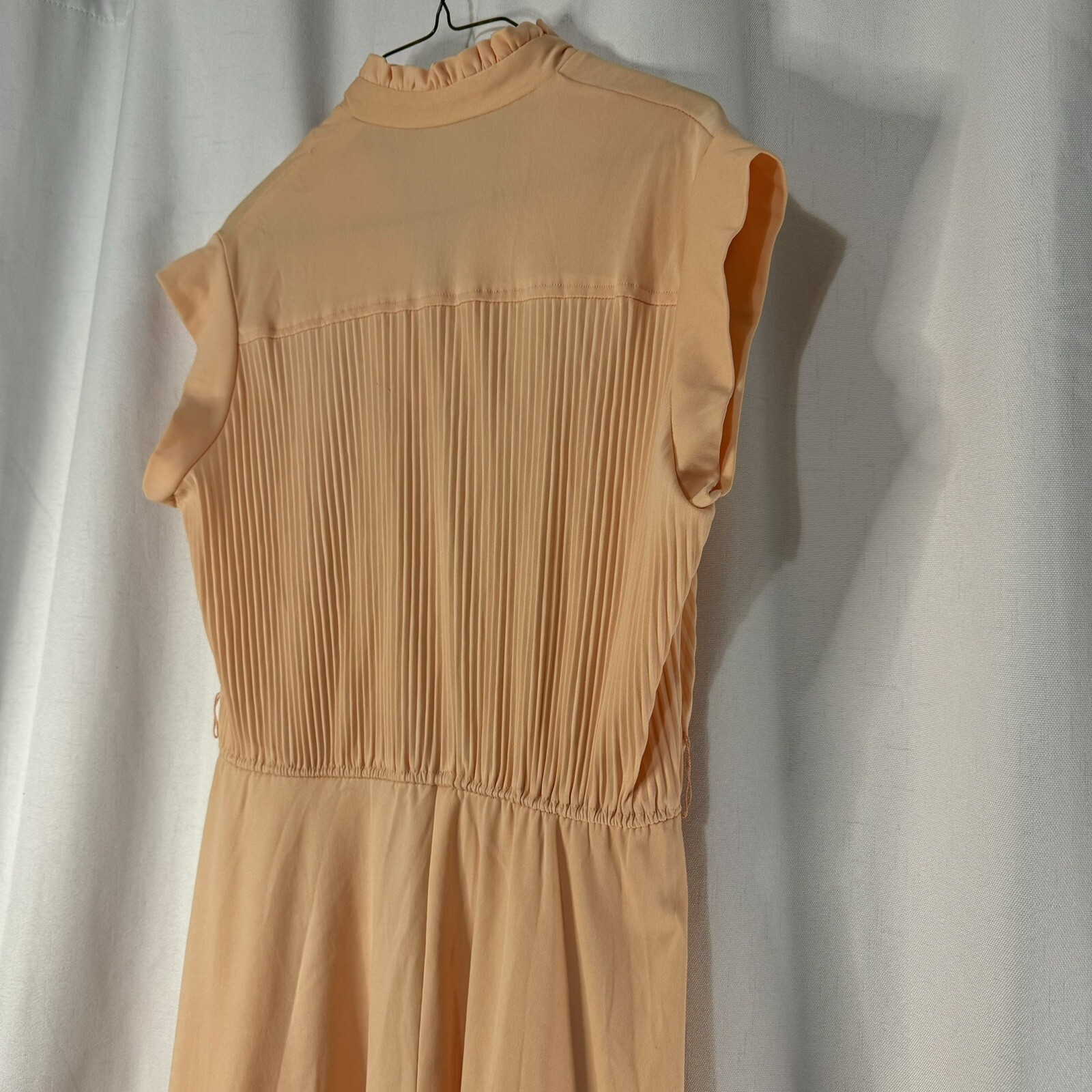 Vintage Queen’s Row Inc Size 18 Elastic Waist Dress Coral Flowy Skirt Cap Sleeve