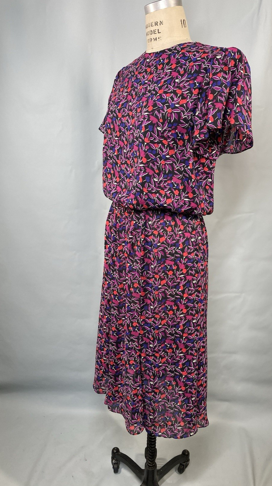 EMERALD ST. Vintage Dress SIZE LARGE purple red classic blouse elastic 80s 90s