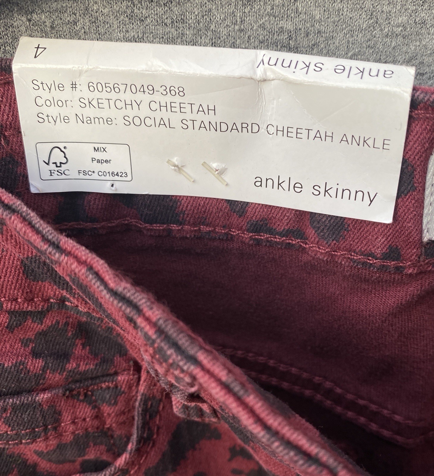 Maroon Cheetah Skinny Jeans Sz 4 By Social Standard New With Tags