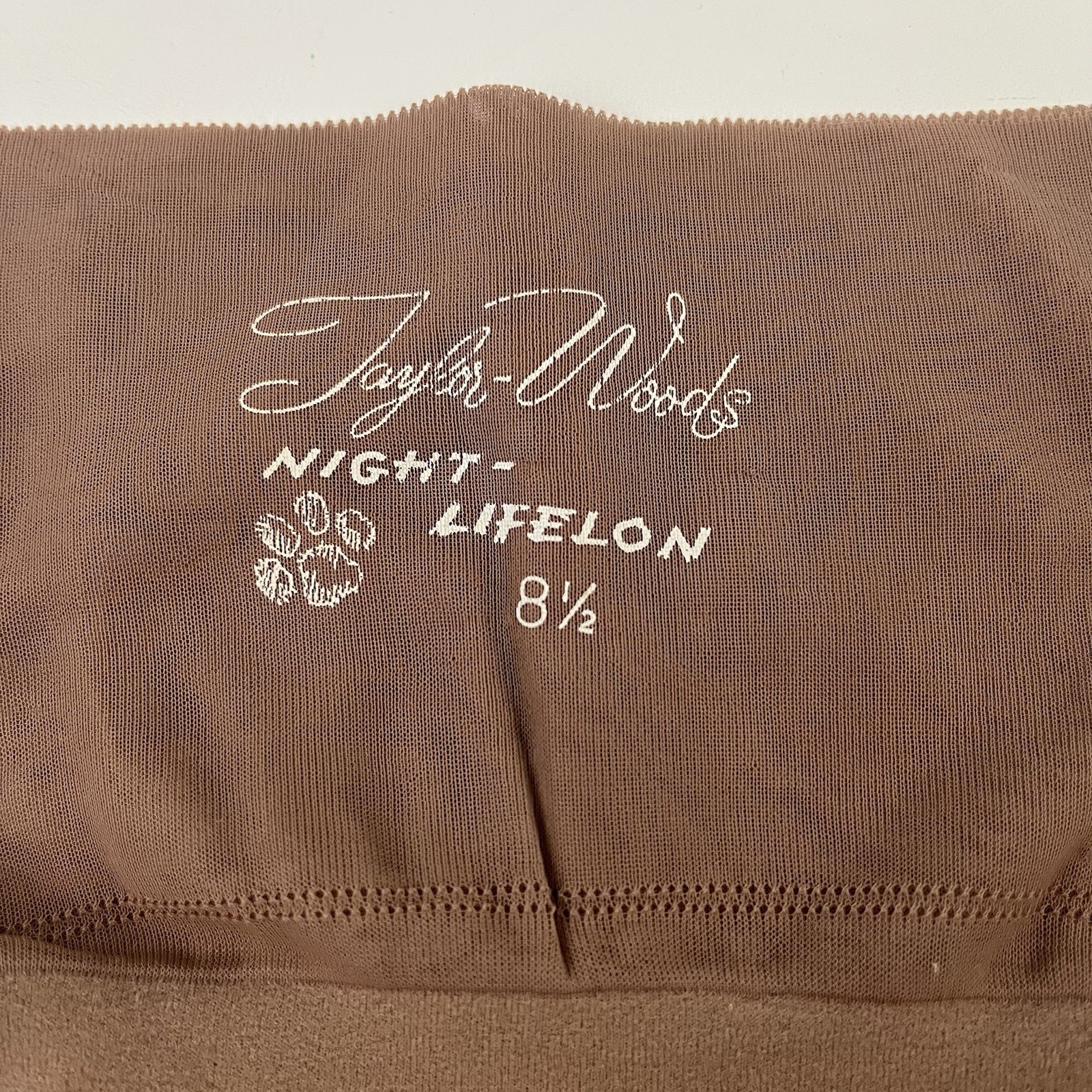 Vintage Taylor Woods 1960’s Night Lifelon Stockings Hose Size 8 1/2 Rose 9758
