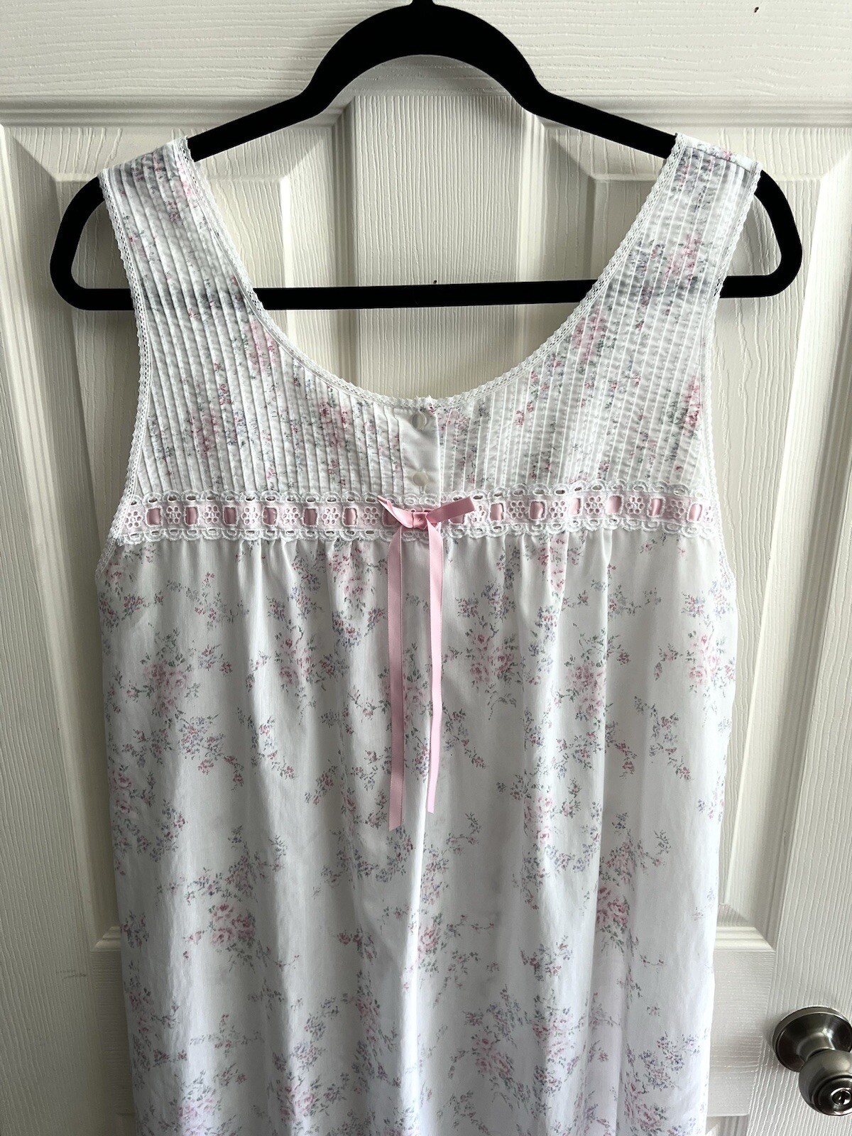BARBIZON Vintage 80’s Cottagecore Prairie Delicate Rose Print Maxi Night Gown L