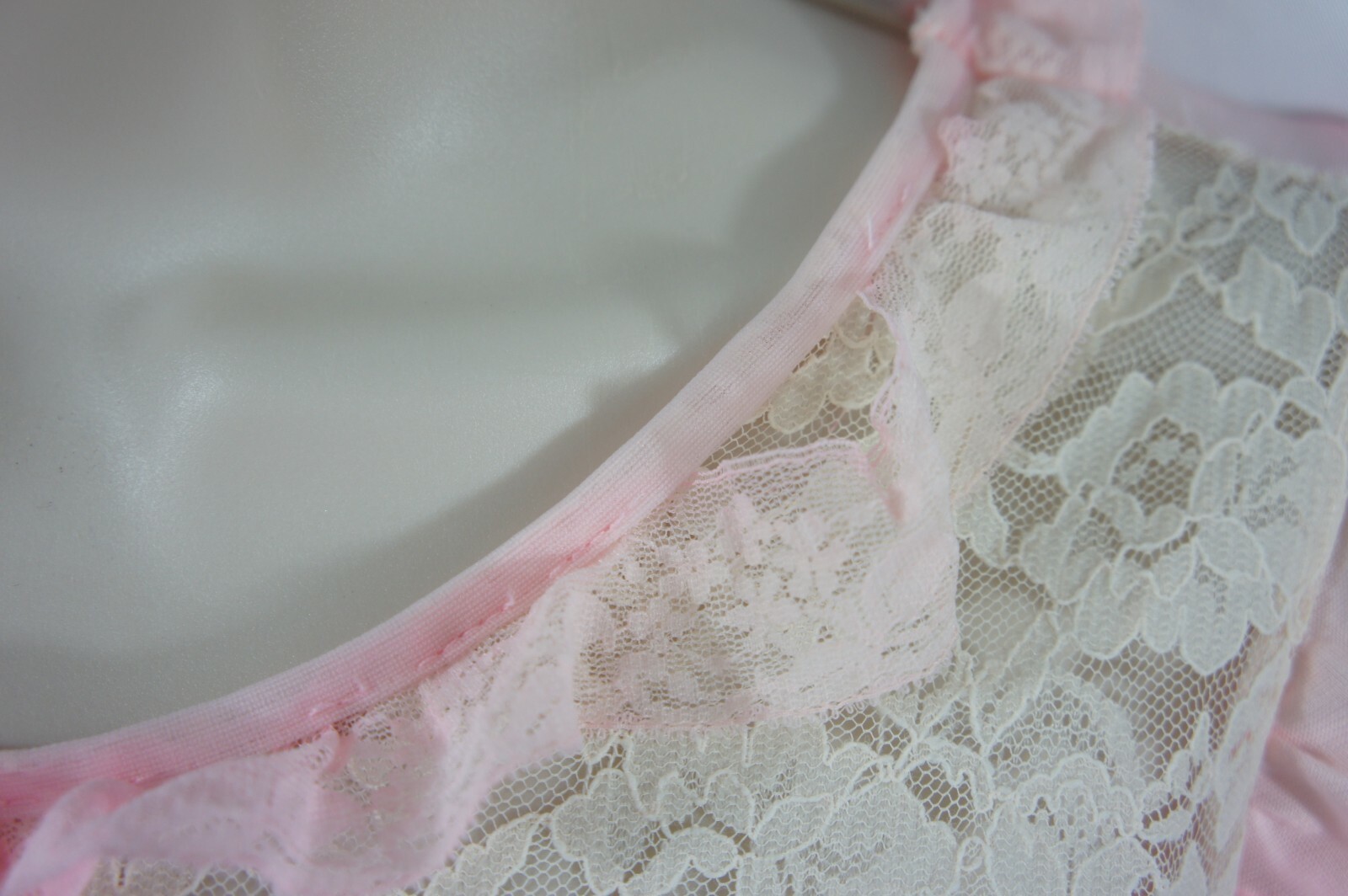 Vintage Stoneswear Night Gown Pink Nylon Lace Trim Size Small