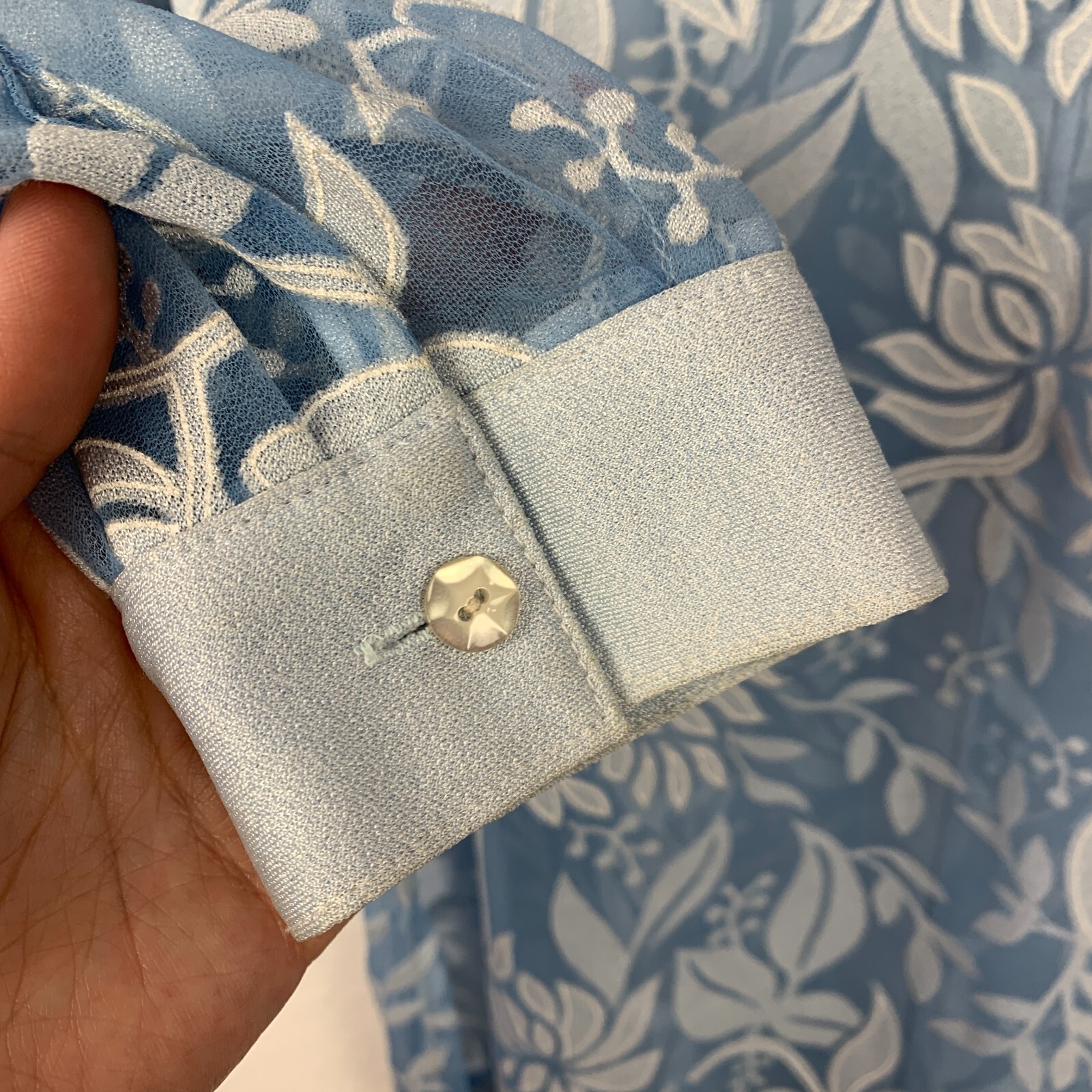 Vintage Dallas Fashion Sheer Blue Floral Overprinted Dainty Dress Shirt Chest 44