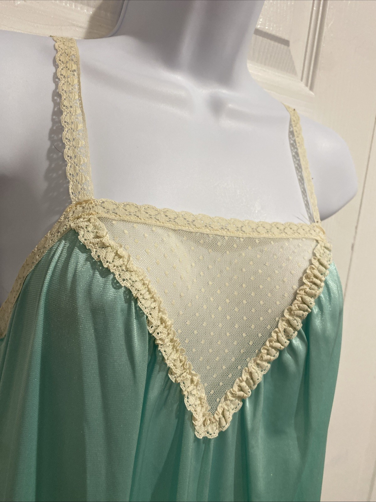 STARDUST VTG Intimate Lingerie Nightgown Robe Ensemble Laced Size M Mint Green